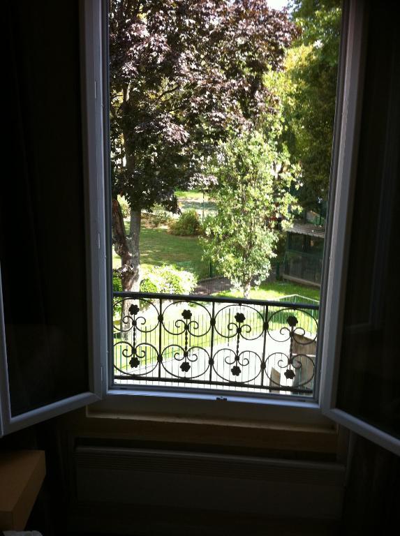 Hotel Du Parc Малакоф Екстериор снимка